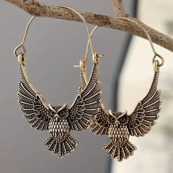 ✨Free People Noctua Brass Owl Earrings - Picture 1 of 8
